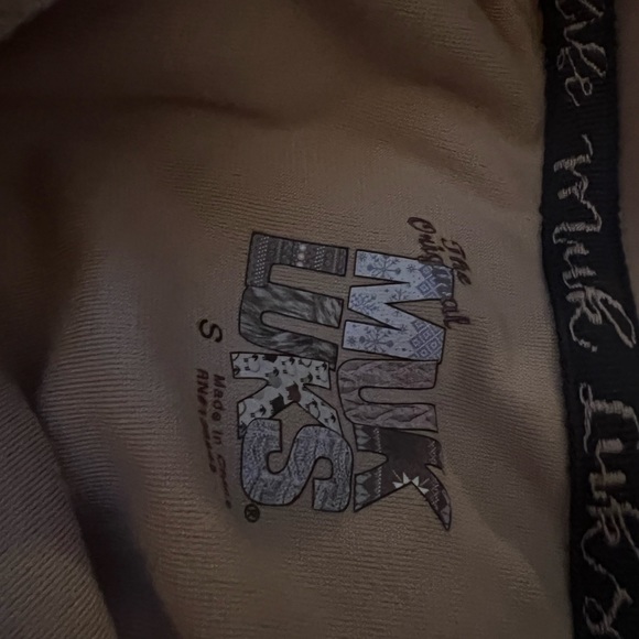 soft pajama top - Picture 2 of 2